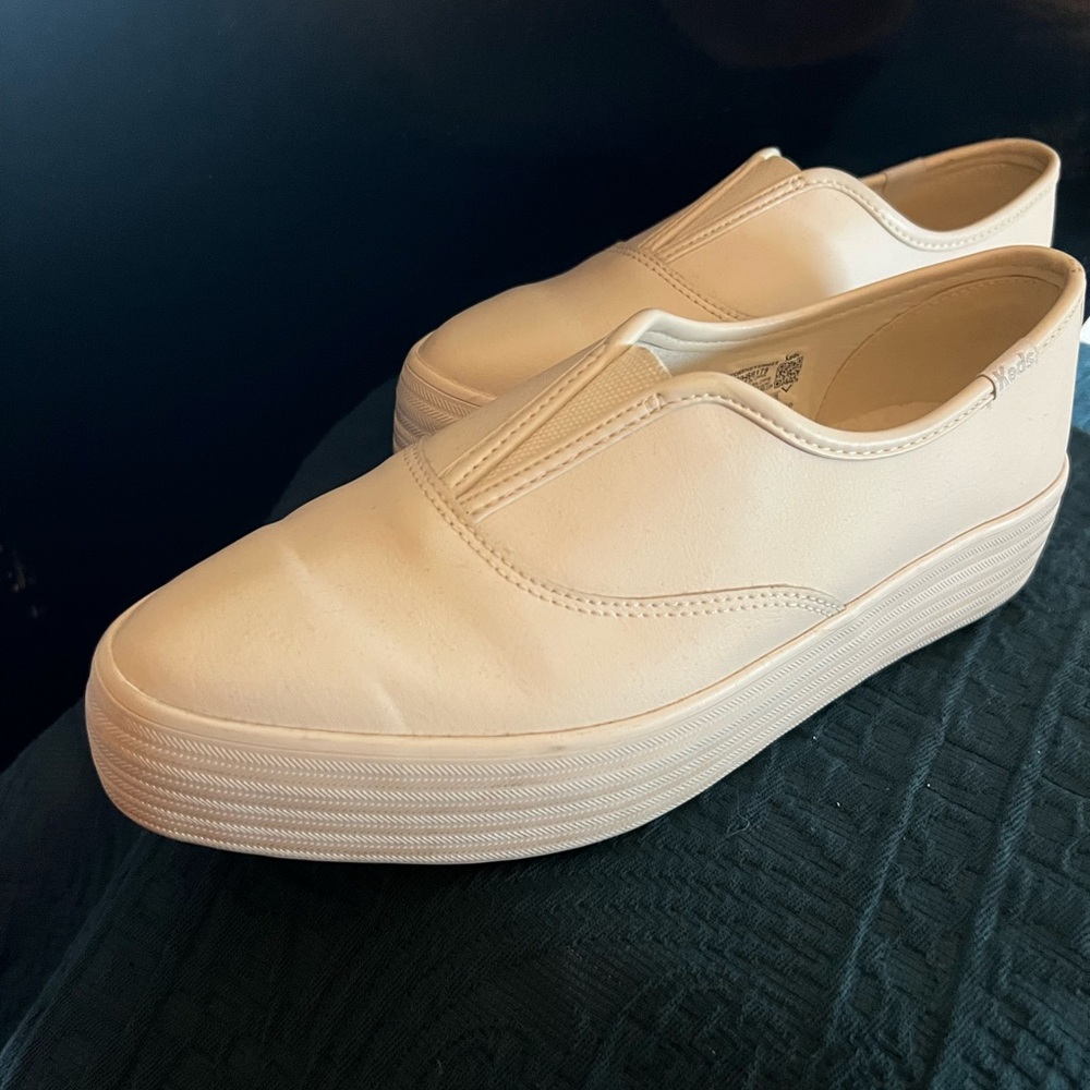 Keds White Canvas Boat Sporty Slip-On Sneakers size 6